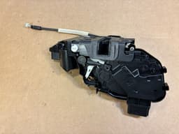 LAND ROVER GENUINE Land Rover Range Rover Sport L320 Rear Right Door Lock — thumbnail 9
