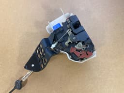 VW VW Touareg GENUINE Front Left Door Lock 7L0837867 — thumbnail 10