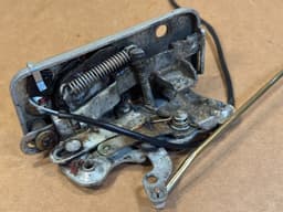 MERCEDES-BENZ Mercedes G class W463 Genuine Front Left Door Lock A4637200335 — thumbnail 9