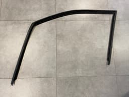 BMW GENUINE BMW X5 E70 Right Front Door Window Guide 51337136974 — thumbnail 1
