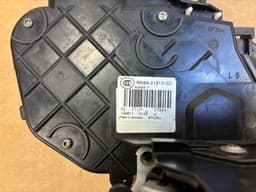 LAND ROVER GENUINE Land Rover Range Rover Sport L320 Front Left Door Lock — thumbnail 4