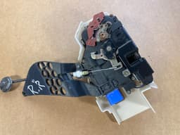 VW VW Touareg GENUINE Rear Right Door Lock 7L0837868 — thumbnail 6