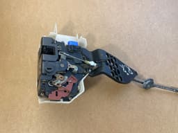 VW VW Touareg GENUINE Rear Right Door Lock 7L0837868 — thumbnail 9