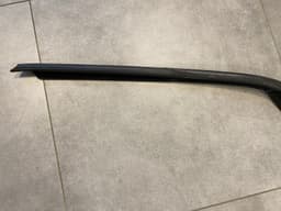 BMW GENUINE BMW X5 E70 Right Front Door Window Guide 51337136974 — thumbnail 6