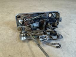 MERCEDES-BENZ Mercedes G class W463 Genuine Rear Door Lock A4637400635 — thumbnail 8
