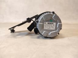 AUDI AUDI A3 8P VW GOLF 7 2012 ADDITIONAL COOLANT PUMP 5Q0121599L, 5Q0121599AG — thumbnail 1
