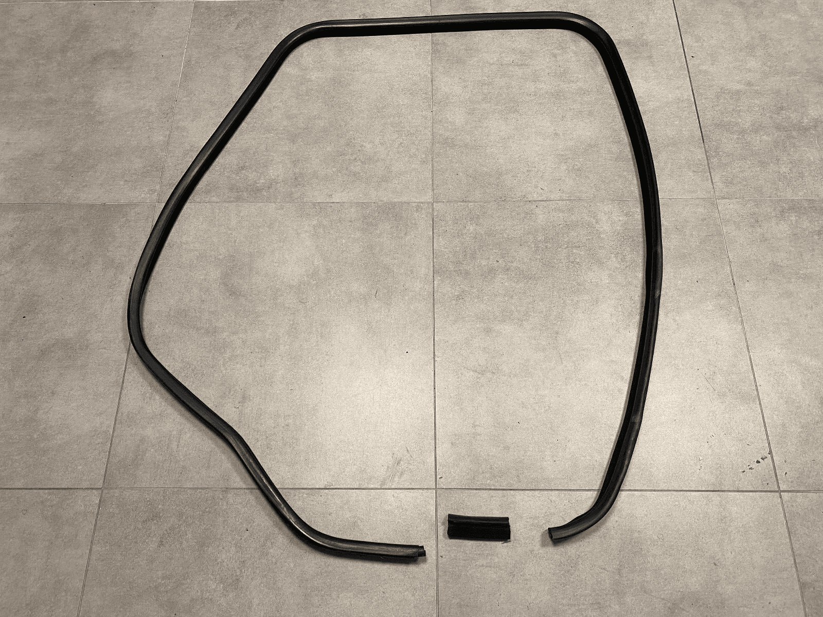 MERCEDES-BENZ Mercedes G class W463 Genuine Rear Left ore Right Door Seal A4637370630