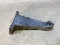 BMW GENUINE BMW E23 7 Engine Supporting Bracket Right 11811175120 — thumbnail 6