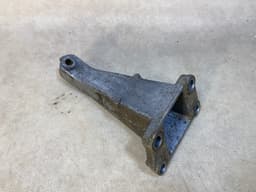 BMW GENUINE BMW E23 7 Engine Supporting Bracket Right 11811175120 — thumbnail 9
