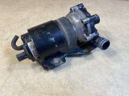 MERCEDES-BENZ Mercedes G class W463 Genuine Auziliary Water Pump with Bracket A2205040740 — thumbnail 2