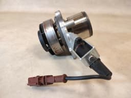 VW AUDI SEAT SKODA VW WATER PUMP + SOLENOID VALVE 04L121011, 04L121011E, 04L121011X — thumbnail 3