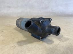 MERCEDES-BENZ Mercedes G class W463 Water pump, parking heater 0 392 020 026 — thumbnail 1