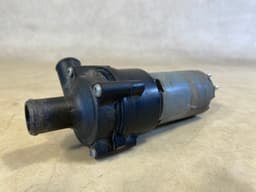 MERCEDES-BENZ Mercedes G class W463 Water pump, parking heater 0 392 020 026 — thumbnail 2