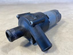 MERCEDES-BENZ Mercedes G class W463 Water pump, parking heater 0 392 020 026 — thumbnail 7