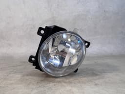 TOYOTA Genuine Toyota Land Cruiser RAV4 LH Left front fog lamp 81220-60100 — thumbnail 1