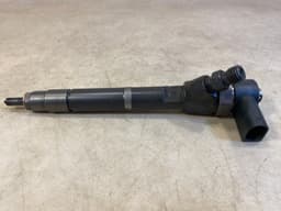 MERCEDES-BENZ Mercedes ML S G class W163 W220 W463 4.0 CDI V8 OEM Diesel Fuel Injector — thumbnail 3
