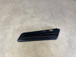 MERCEDES-BENZ MERCEDES BENZ G class W463 RIGHT FENDER GRILLE A4638810185 GENUINE — thumbnail 5
