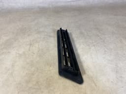 MERCEDES-BENZ MERCEDES BENZ G class W463 RIGHT FENDER GRILLE A4638810185 GENUINE — thumbnail 8
