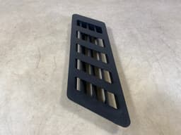 MERCEDES-BENZ Mercedes G class W463 Genuine Front Left Fender Vent Grille A4638810085 — thumbnail 2