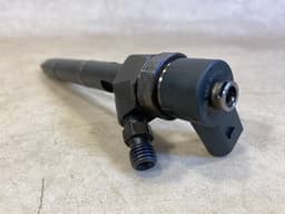 MERCEDES-BENZ Mercedes ML S G class W163 W220 W463 4.0 CDI V8 OEM Diesel Fuel Injector — thumbnail 1