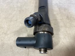 MERCEDES-BENZ Mercedes ML S G class W163 W220 W463 4.0 CDI V8 OEM Diesel Fuel Injector — thumbnail 6