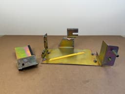 MERCEDES-BENZ Mercedes G W463 Genuine SAM Fuse Box Brackets A4635400750 — thumbnail 6