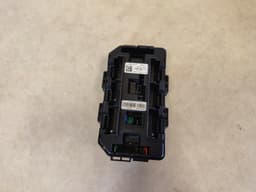 BMW BMW 3 Series F30 Front Power Distribution Fuse Box Control Module Unit 9389068 — thumbnail 4
