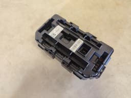 BMW BMW 3 Series F30 Front Power Distribution Fuse Box Control Module Unit 9389068 — thumbnail 6