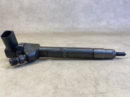 MERCEDES-BENZ Mercedes ML S G class W163 W220 W463 4.0 CDI V8 OEM Diesel Fuel Injector — thumbnail 1