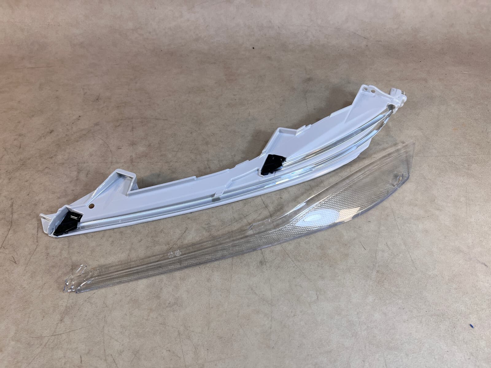 Genuine BMW 7 G11 G12 7463761 Adaptive LED Left headlights Turn Light element