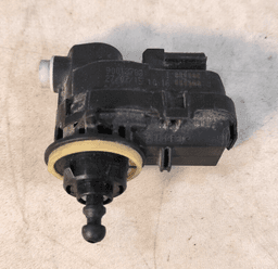TOYOTA GENUINE TOYOTA Auris Motor Actuator Motor, Headlight Range Adjustment 90013783 — thumbnail 1