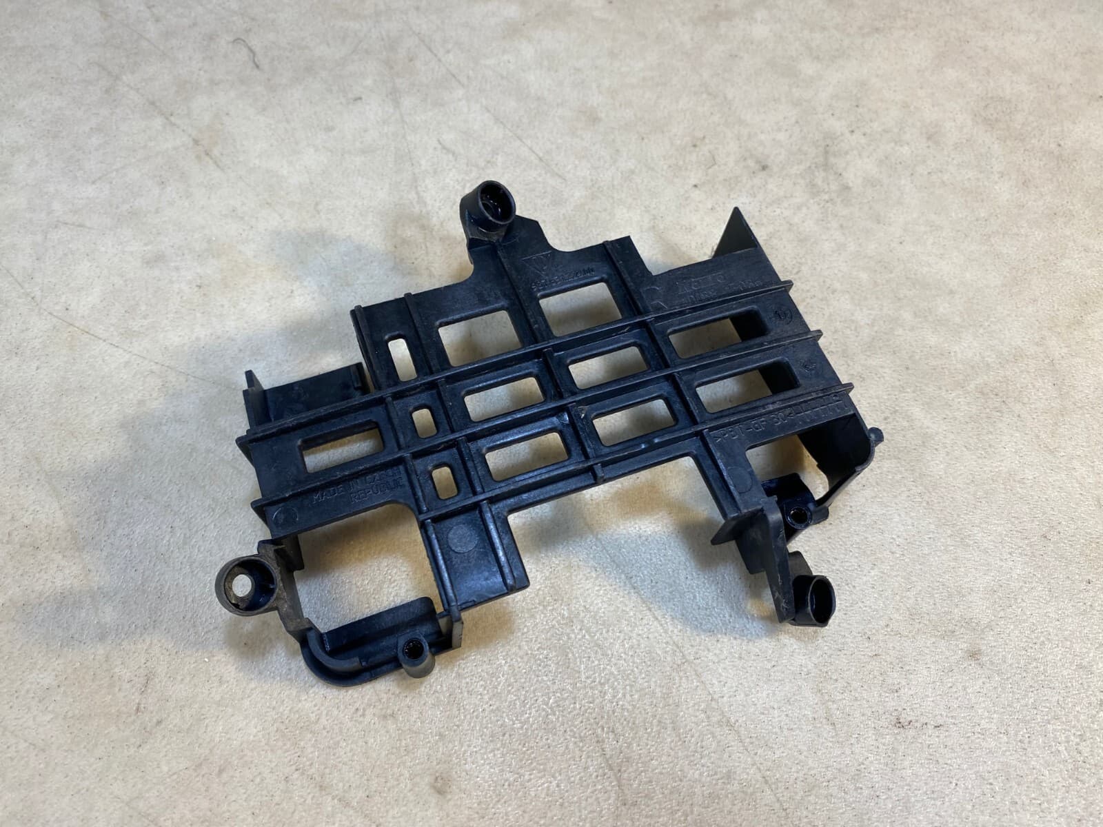 PORSCHE Porsche CAYMAN BOXSTER 987 GENUINE Right Ballast Brackert Holder Support