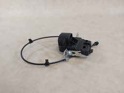 MERCEDES-BENZ Mercedes C/E W205 S213 OEM Rear Seat Hinge Release Latch A2059200476 — thumbnail 4