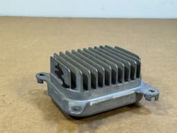 TESLA TESLA MODEL Y 3 2022 FRONT HEADLIGHT LED CONTROL MODULE P1532925-02-C OEM — thumbnail 7