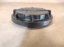 VW VALEO AUDI A3 VW GOLF VARIANT - FRONT HEADLIGHT HEADLAMP CAP COVER, 5G0941607A — thumbnail 7