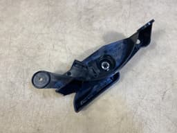 BMW Genuine BMW X5 E70 Hood Bonnet Release Handle Bracket 51437148521 — thumbnail 8