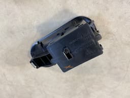 PORSCHE Porsche 911 991 Cayenne 958 Panamera 970 OEM Steering Wheel Adjustment Button — thumbnail 10