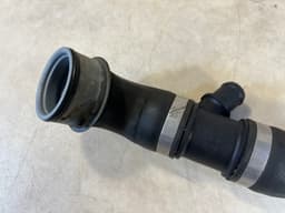 PORSCHE Porsche 911 991 GENUINE Engine Water Coolant Line Pipe 99110683301 — thumbnail 3