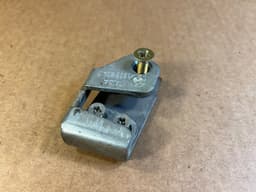 BMW BMW 5 E28 7 E23 GENUINE Front Right Door Lock Locking Wedge 51211872834 — thumbnail 8