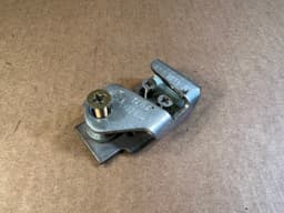 BMW BMW 5 E28 7 E23 GENUINE Front Right Door Lock Locking Wedge 51211872834 — thumbnail 5