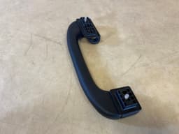 BMW BMW E60 E90 REAR RIGHT OVERHEAD INTERIOR GRAB HANDLE 9143530 — thumbnail 5