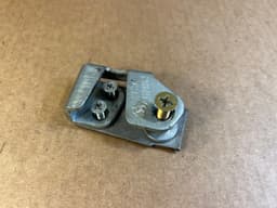 BMW BMW 5 E28 7 E23 GENUINE Front Right Door Lock Locking Wedge 51211872834 — thumbnail 2