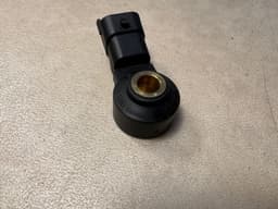 PORSCHE Porsche 911 991 Panamera 970 GENUINE Ignition Knock Detonation Sensor 0261231173 — thumbnail 5