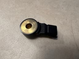 PORSCHE Porsche 911 991 Panamera 970 GENUINE Ignition Knock Detonation Sensor 0261231173 — thumbnail 7