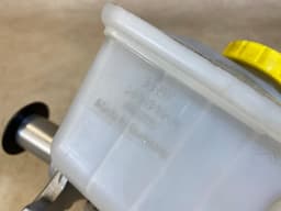 PORSCHE Porsche 911 991 Cayman 981 982 718 OEM Main Brake Master Cylinder — thumbnail 4
