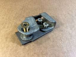 BMW BMW 5 E28 7 E23 GENUINE Front Left Door Lock Locking Wedge 51211872833 — thumbnail 6