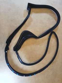TOYOTA NEW GENUINE 67872-30320 Toyota Weatherstrip Rear Door LH 6787230320 — thumbnail 4