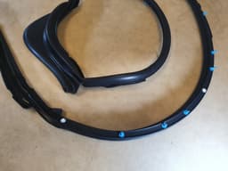 TOYOTA NEW GENUINE 67872-30320 Toyota Weatherstrip Rear Door LH 6787230320 — thumbnail 7