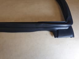 TOYOTA NEW GENUINE 67872-30320 Toyota Weatherstrip Rear Door LH 6787230320 — thumbnail 10