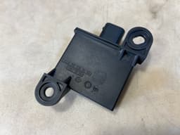 PORSCHE GENUINE Porsche 911 991 970 PANAMERA 958 CAYENNE Tire pressure sensor 7PP907283 — thumbnail 8
